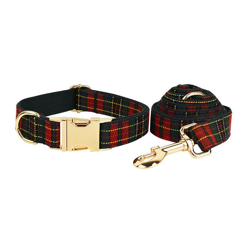 Premium Weihnachtset „Festive Charm“ – Leine, Geschirr & Fliege im eleganten Feiertagslook