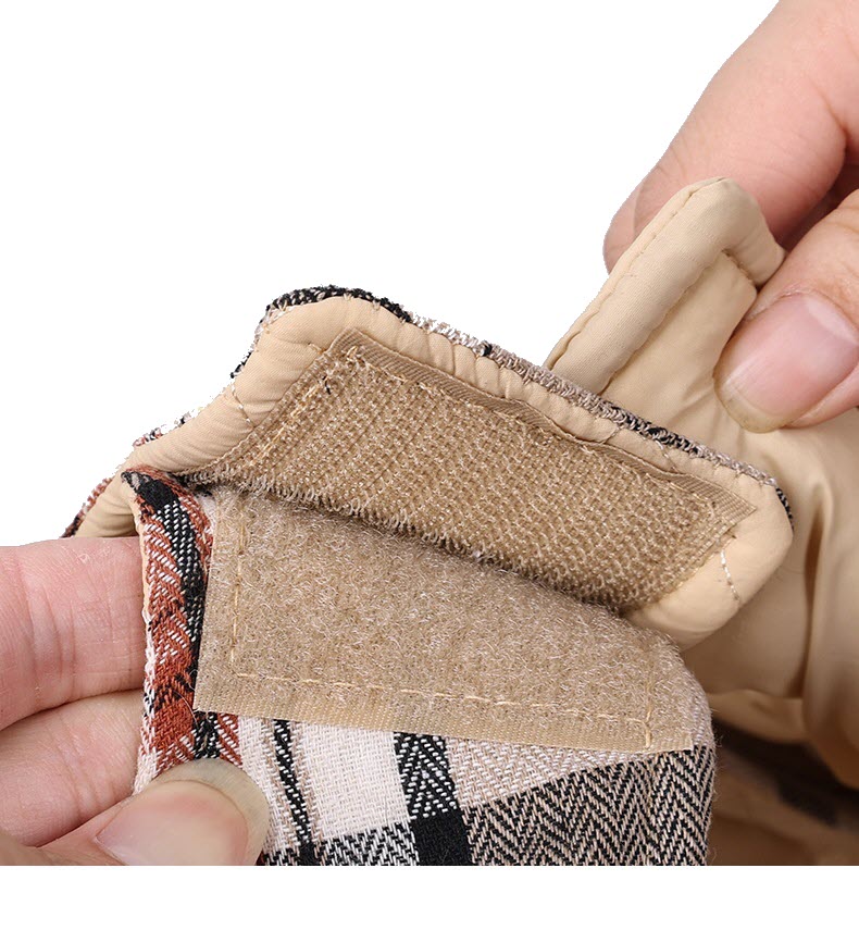 Kuscheliger karierter Hundemantel: Warm & stylisch