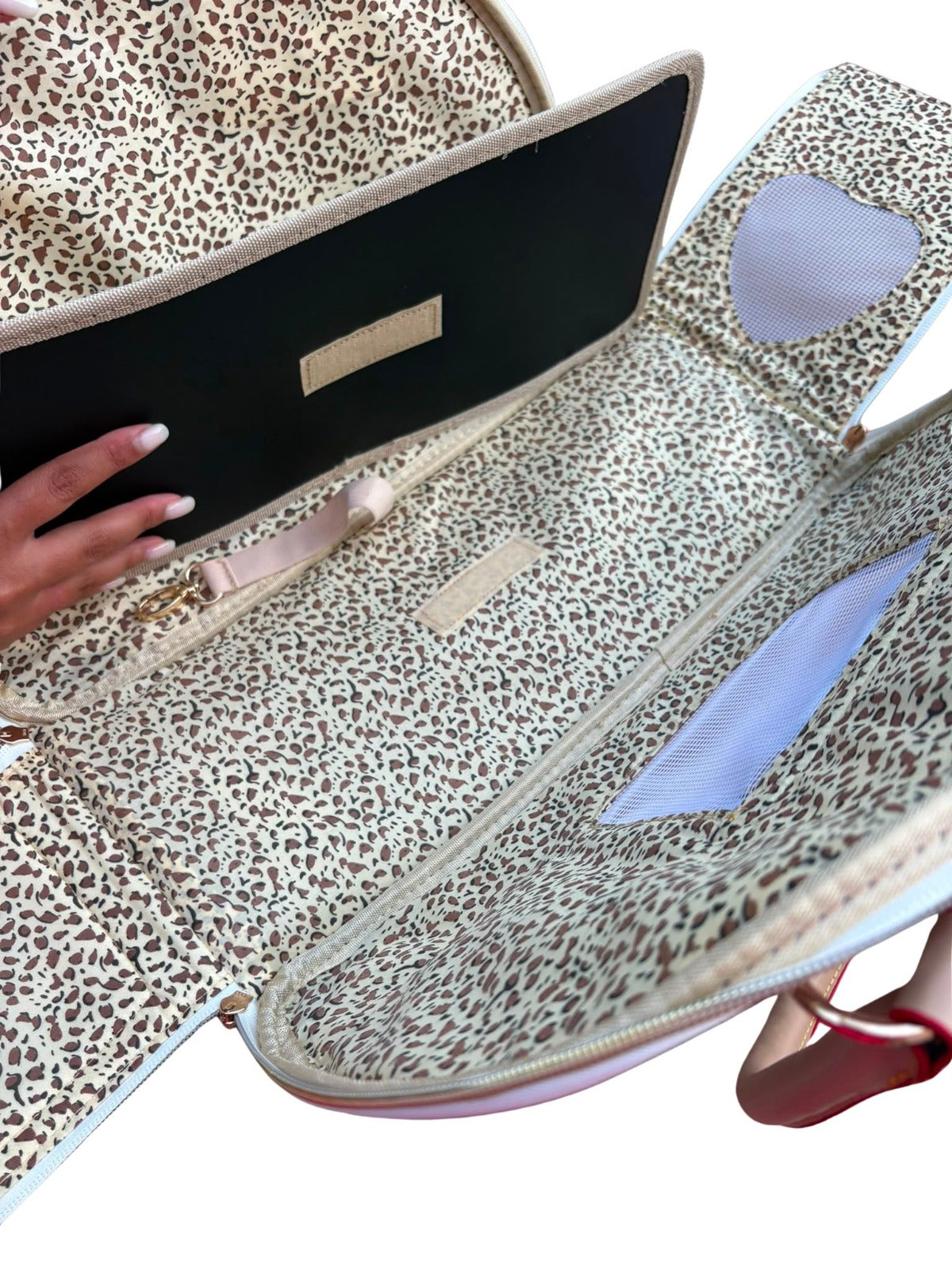Hundetasche „City Chic“ – Stilvoll unterwegs mit deinem Liebling